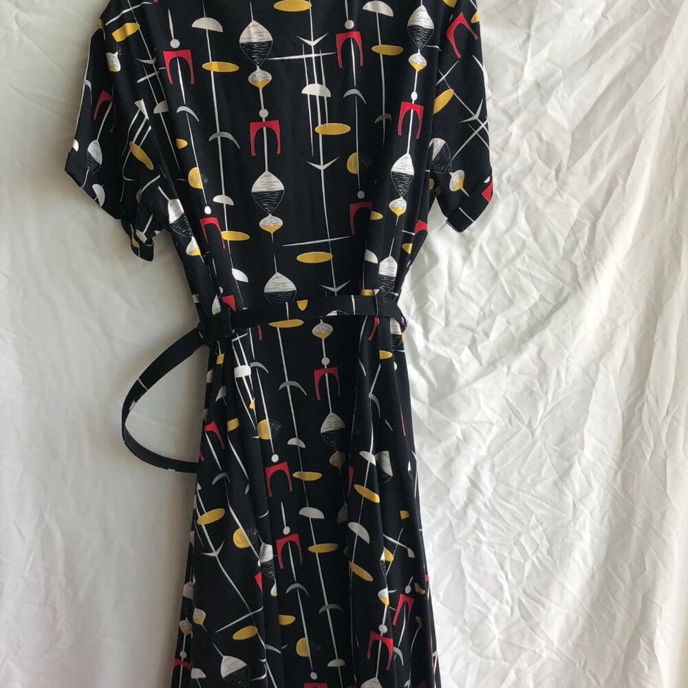 Vintage Collectif 1950s Style Black Shirtdress with Atomic Print and Belt